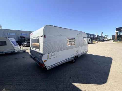 Dethleffs Family 490 TK Family Caravan with awning photo: 9