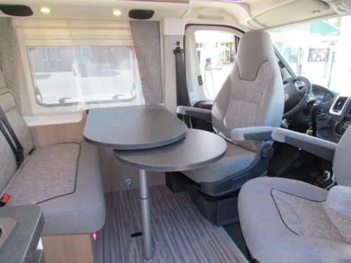 Malibu Diversity 640 LE K Single beds, Automatic photo: 3