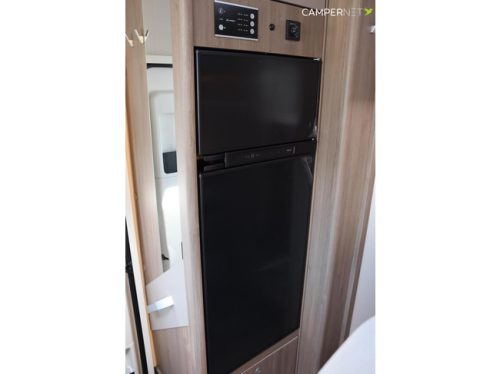 Carado I447 140hp Automatic | Single beds 215cm! | Pop-top roof | Pro + package | Fiat 10'' multimedia system | Oven | Reversing camera | N photo: 14