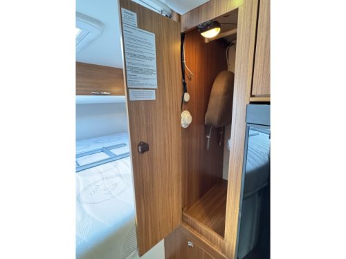 Adria Matrix 680 SP -5 Personen-mit Hubdach  Foto: 9