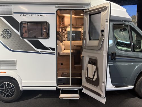 Knaus Van TI Vansation 650 MEG Compact / L-Sitz Foto: 9