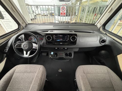 Hymer BMC 680 SilverLine MERCEDES 9T AUTOMATIK EINZELBETTEN Foto: 14