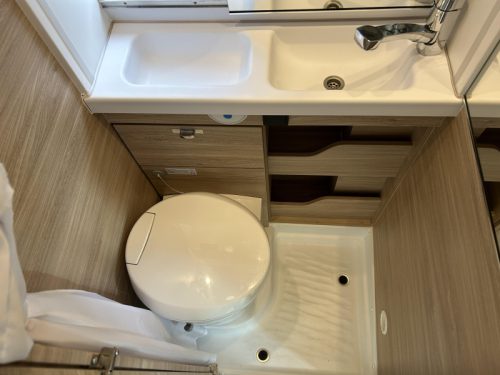 Knaus Boxstar Freeway 630 ME bus camper Automatic 160 HP photo: 14