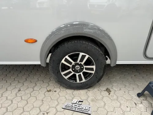 Eriba Feeling 442 V-EINZELBETT 1.800 KG Foto: 2