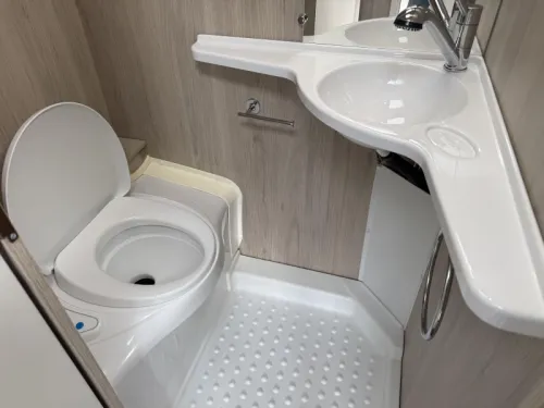 Caravelair Alba 400 VASTBED TREINZIT LUIFEL  foto: 11