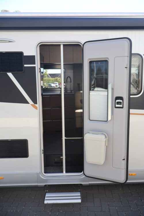 Adria Supersonic 780 DC photo: 8
