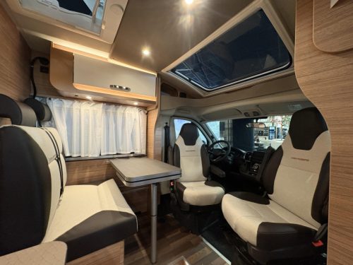 Weinsberg CaraCompact Pepper 600 MEG automatic / navigation photo: 8