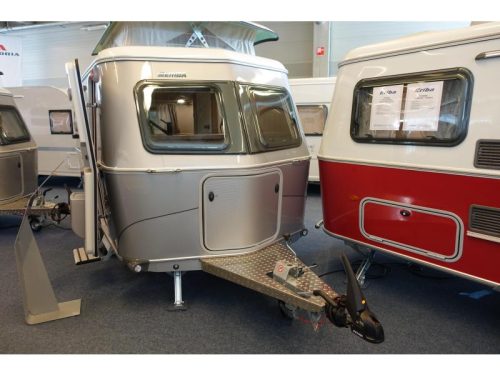 Eriba Touring 320 nieuw, &euro; 3.000,- korting  foto: 1