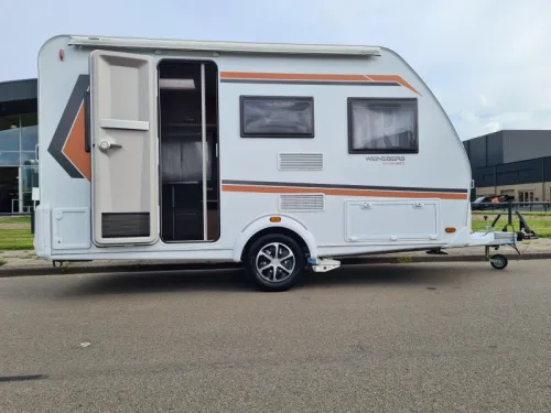 Weinsberg CaraOne Edition HOT 390 QD photo: 9