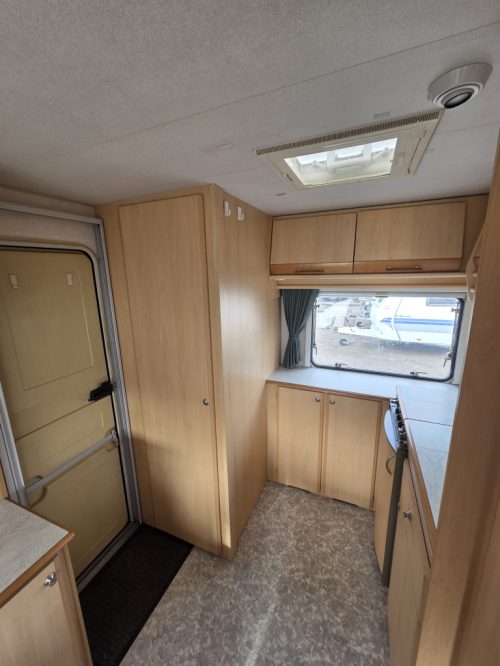 CHATEAU 395C photo: 10