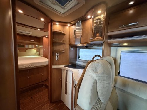 Carthago Chic C-Line T 5.0 QB French bed 5.0 180hp photo: 6