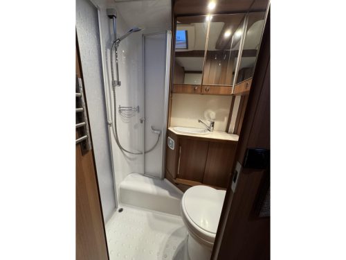 LMC Cruiser Passion 663 G Spring beds - 7 Meter photo: 11
