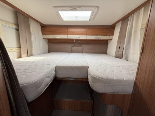 Adria Coral 670 SL Single beds photo: 12