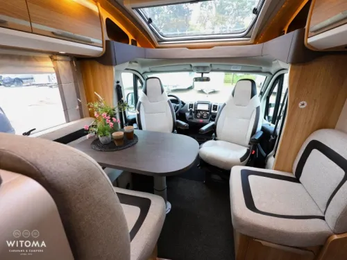 Autocaravana Knaus Sky TI 700 MEG Platinum 2xAIRCO/SCHOTEL/SOLAR Aut foto: 8
