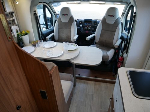 Pilote P650U, Automatic, Low Single beds, XXL Refrigerator photo: 7