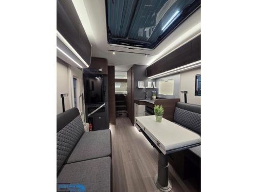 Adria Coral Supreme MB 670 DL *AUTOMAAT 170pk* Levelsysteem Foto: 5