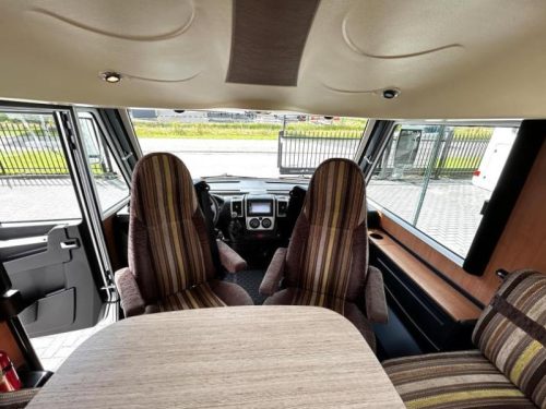 Pilote Explorateur G 741 Transverse bed/Pull-down bed/Alde/2012 photo: 15