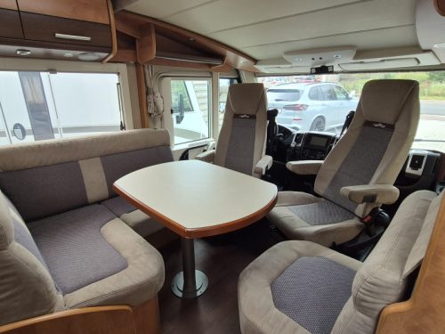 Carthago Chic C-Line 49 I Aut 150Hp Twinbed 2016  photo: 18