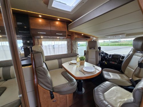 Carthago C-Tourer I 147 Levelsysteem ALKO Chassis Foto: 8