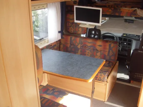 Eura Mobil 6 berth Motorhome photo: 3