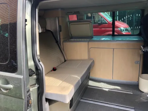 Volkswagen T5 California  photo: 10