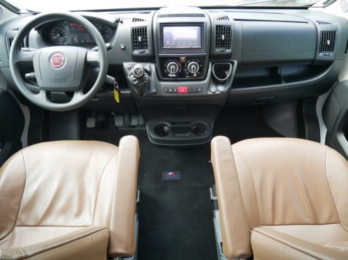 B&uuml;rstner Campeo C540, Autocaravana de 5,40 metros, &iexcl;&iexcl;cama transversal!! foto: 3