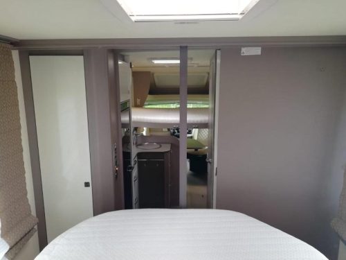 B&uuml;rstner Lyseo Privilege 745 with two luxury drop-down beds photo: 17
