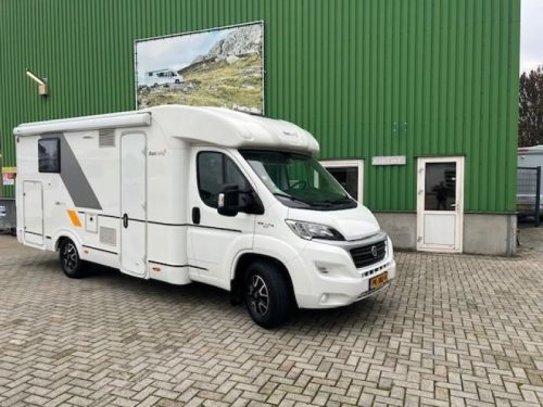 Sun Living S 45 SC Queensbed