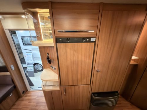 Knaus Sudwind Exclusive 580 UF mover+awning+cabin airco  photo: 16