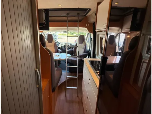 Hymer Grand Canyon CL 4 berths photo: 9
