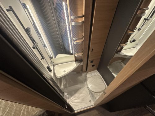 Knaus L!ve I 650 MEG IH44  photo: 24