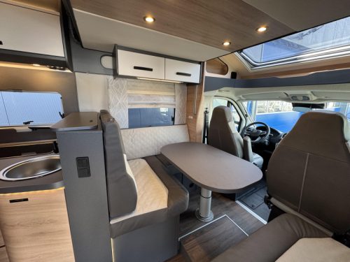Knaus L!ve Wave 700 MEG  photo: 13