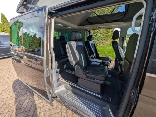 Volkswagen Multivan 150HP Motorhome AUTO pop-top roof photo: 17