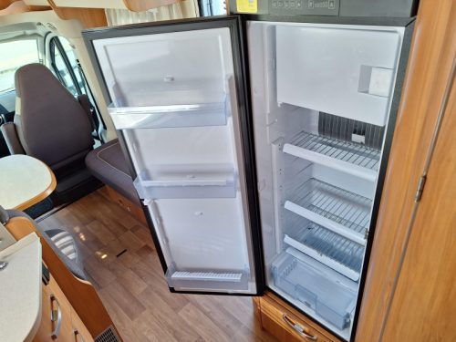 Hymer Tramp 704 SL 2 EINZELBETTEN-180PS  Foto: 8
