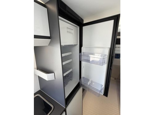 Adria Twin Supreme 640 SGX 9T Automatic Solar Panel Lithium Maxxfan photo: 16