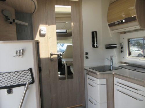 Rapido 696 F Premium Edition AUTOMATIK FACE TO FACE Foto: 5