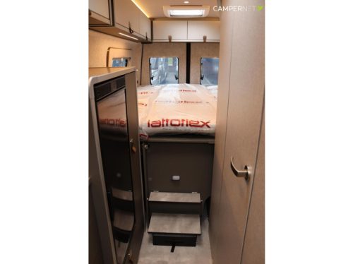 Hymer Grand Canyon S 700 190pk Automatique 4x4 | Pack Premium | Lits jumeaux | Lithium | Auvent | 6.97m | Chauffage diesel | Si&egrave;ge chauffant photo: 18