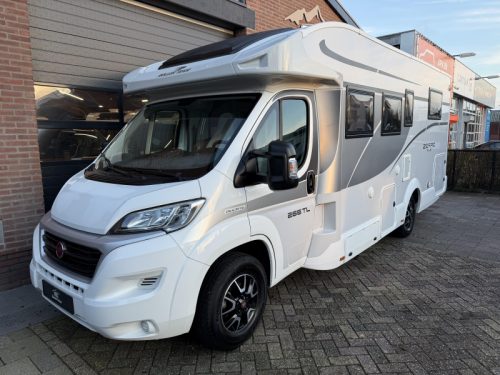 Roller Team Zefiro 266 TL Einzigartige Aufteilung! Foto: 3