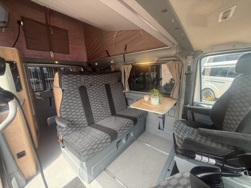 Westfalia ford nugget 4 slaapplaatsen airco hefdak lmv standkachel trekhaak zonnepaneel bearlock photo: 11