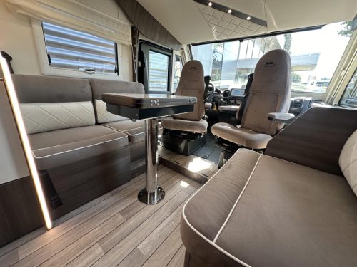 McLouis Nevis 881 NIEUW Queensbed 140pk  foto: 17