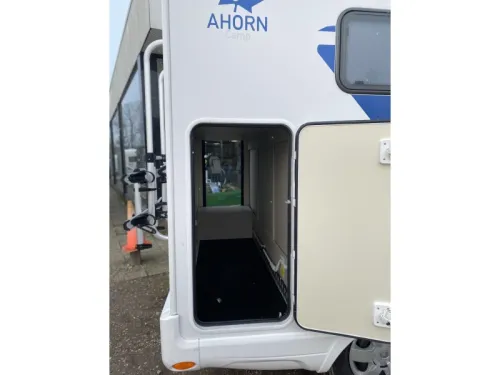 Ahorn Camp 640 Wenige Kilometer Foto: 2