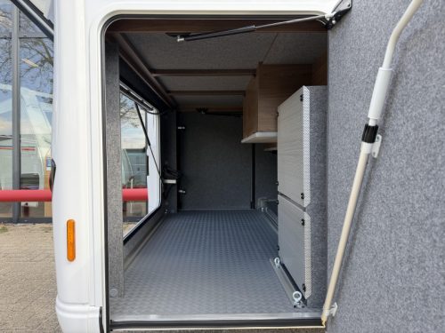 Frankia F-Line 740 PLUS Round seating and Single beds photo: 9
