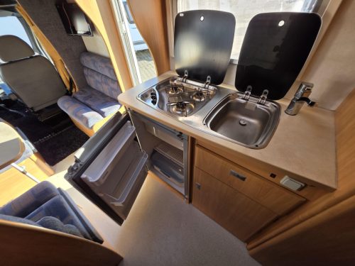 Challenger Genesis 43 6 berths with bunk bed EU4  photo: 13