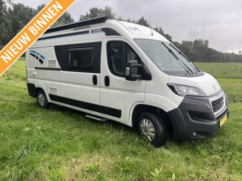 Peugeot Boxer 600 2018 Einzelne L&auml;ngsbetten Foto: 0