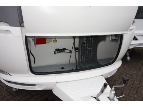 Hobby De Luxe 540 UL Single beds & dinette!  photo: 21
