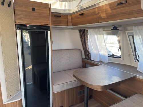 Eriba Touring 630 Legend Mover/Thule awning photo: 2