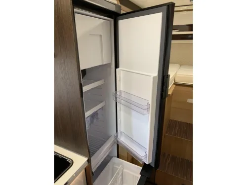 McLouis Sovereign 439 G 140 HP Single beds  photo: 10