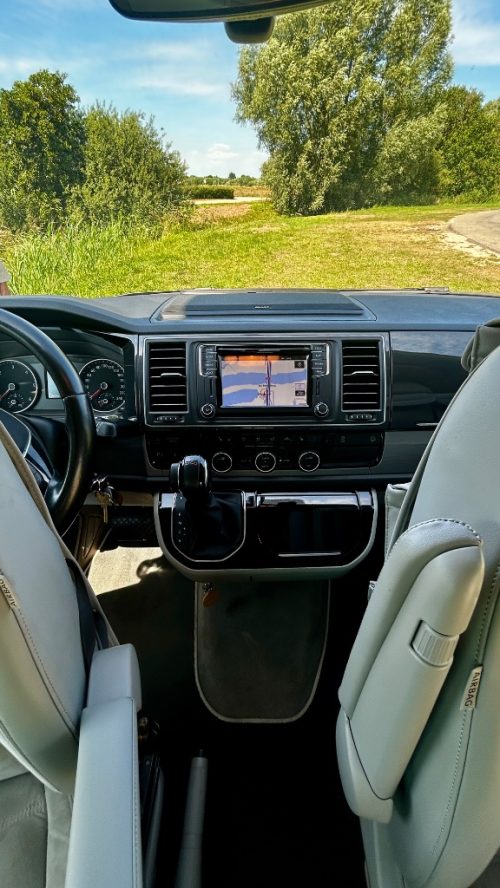 VOLKSWAGEN CALIFORNIA photo : 5