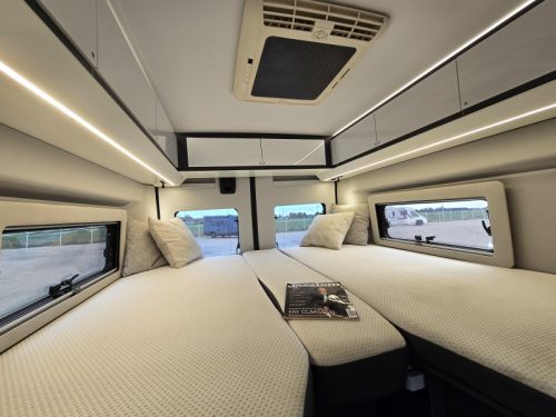 Adria Twin Supreme 640 SLB 2x Airco Omvormer Lithium  foto: 2