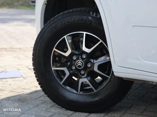 B&uuml;rstner Nexxo Van T 620 G Dachklimaanlage | St&uuml;tzen  Foto: 22